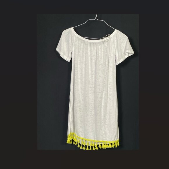 White cover up women’s summer swimwear - Picture 1 of 4